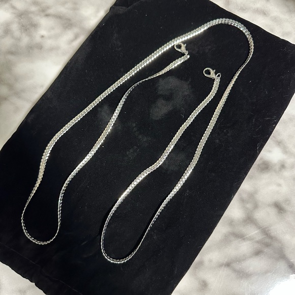 Brand new, never used. Skull crystal rhinestone clutch purse. - Picture 5 of 6